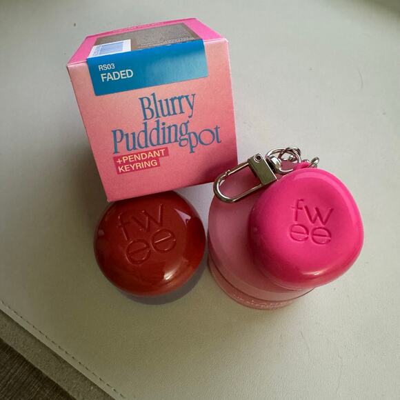 Fwee Blurry Pudding Pot - RS03 FADED + Pink Keyring/Keychain - Picture 1 of 8